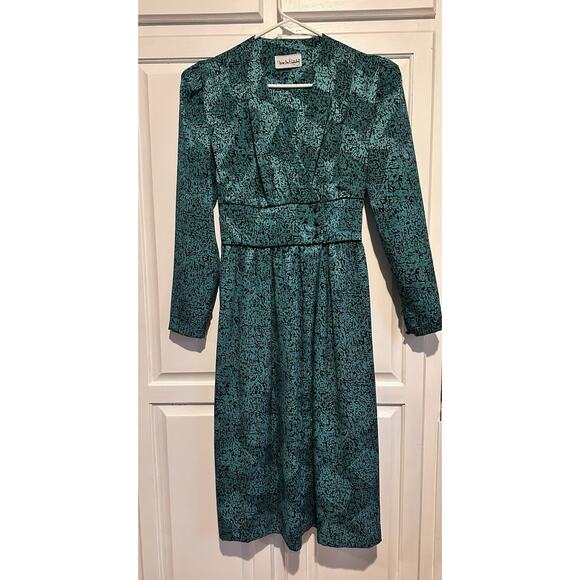 Vintage Diane Von Furstenberg Cocktail Dress Retro Size 8 Wrap Shoulder Pads - Picture 1 of 14